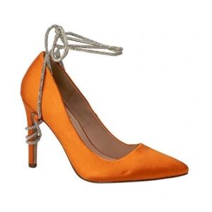 NWT Chase & Chloe Lala Rhinestone Wrap Pumps